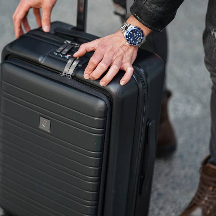 James Hawk - Vente Valises - Valise cabine en polycarbonate avec poche frontale pour ordinateur portable et tablette11