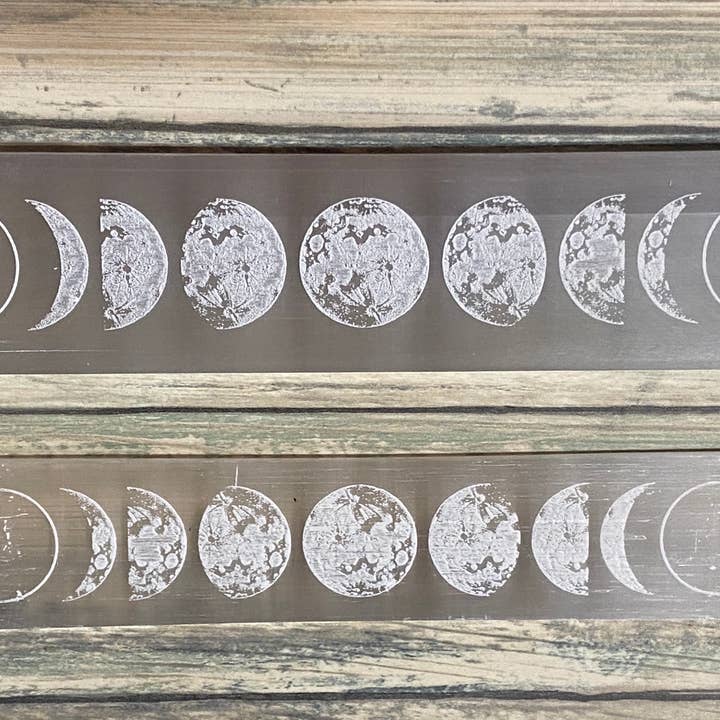 Zen and Meow - Wholesale Crystal Grid - Selenite Platform Engraved Moon Phase