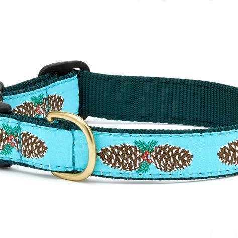Collier pour chien Pinecones Christmas Holiday pour la vente par Up Country, Inc.