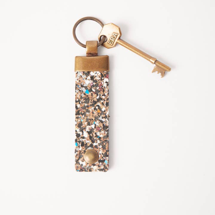 Sleutelhanger - Strandopruiming | Eco Kurk Plastic Duurzame Geschenken voor wholesale door LIGA