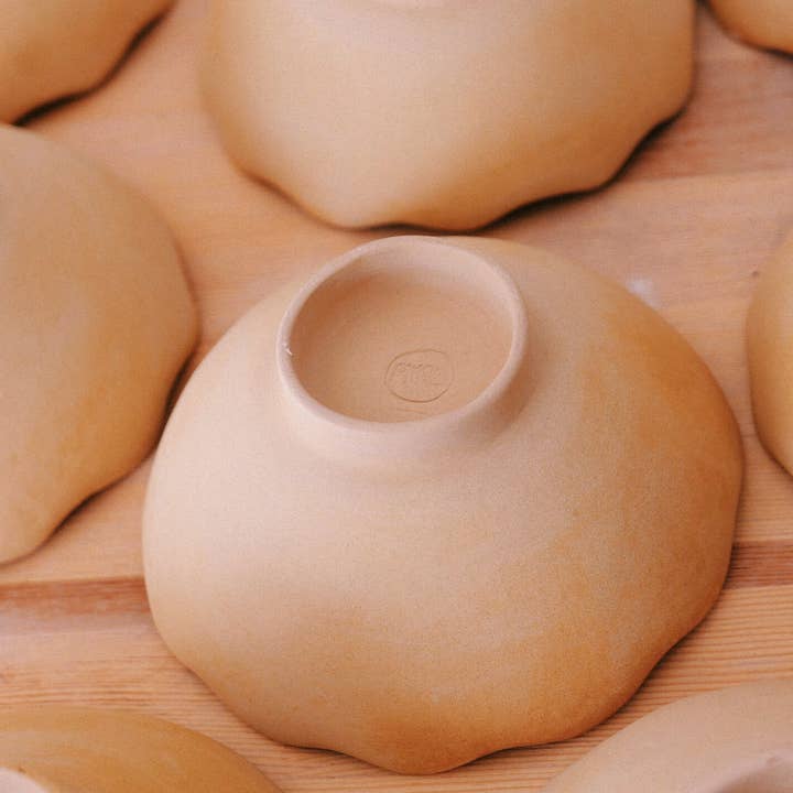 Ohyoko ceramics - Wholesale Serve Bowl - Handmade ceramic stoneware bowls with waves18