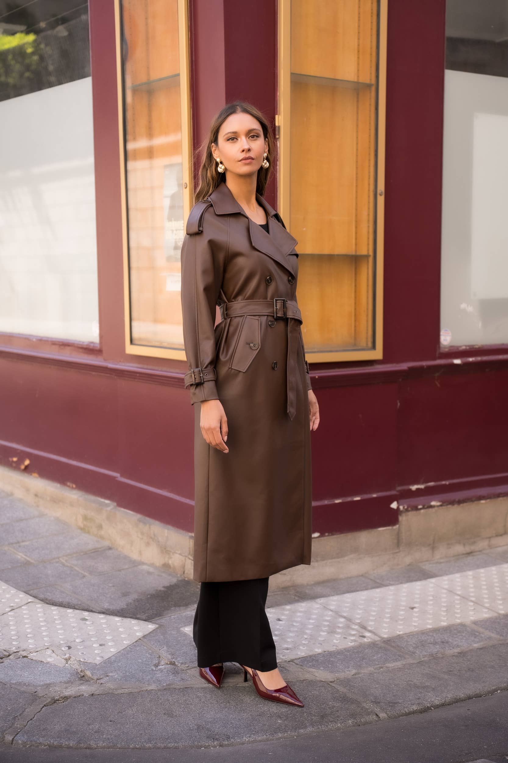 Attentif Paris - Wholesale Trench Coat - Women's - Long vegan leather trench coat31