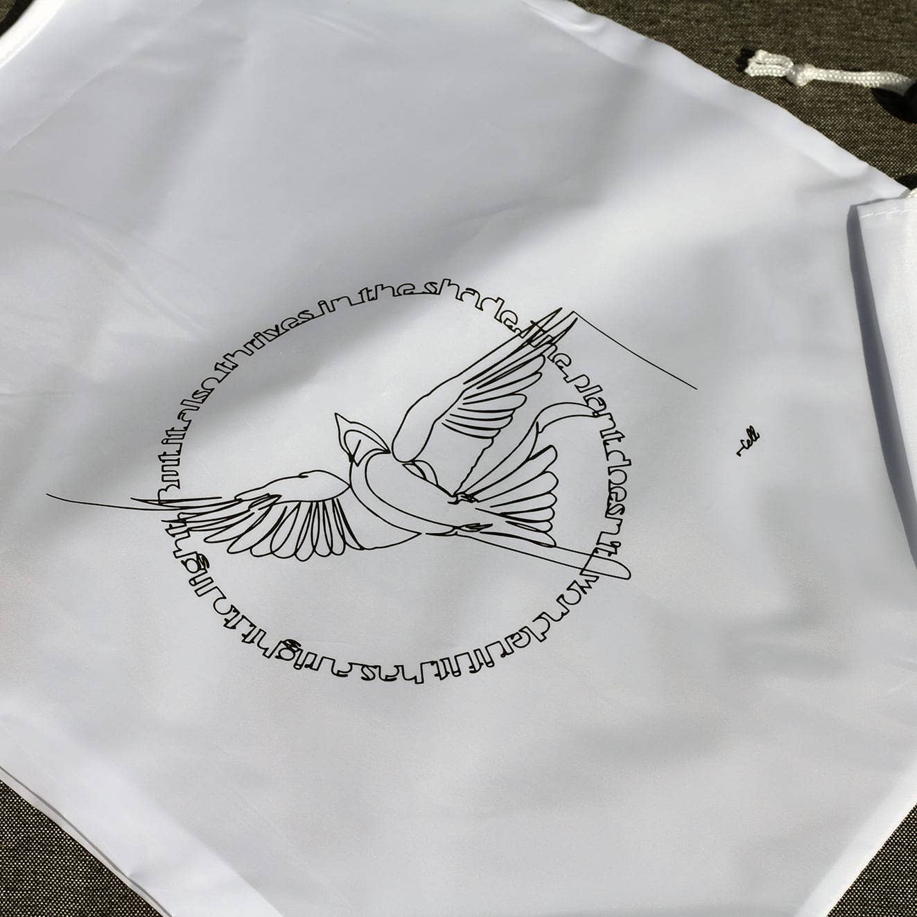 Cosette et les lys - Wholesale Grocery/Shopping Bag - The Phoenix – Foldable bag in rPET1