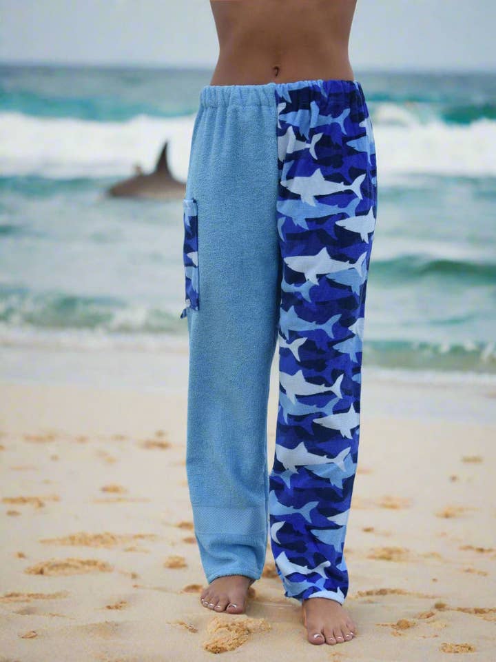 Pantaloni Asciugamano - Motivo Squalo - DISPONIBILI Spedizione Veloce - Spiaggia, Nuoto, Abbigliamento da Resort, Ragazzi, Ragazze, Adulti per la vendita all'ingrosso da parte di Paradise Towelwear