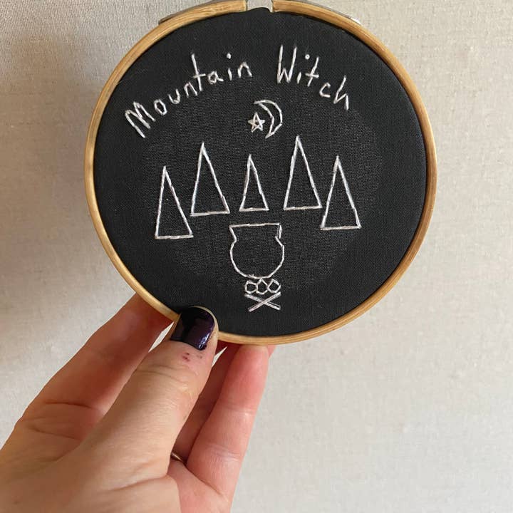 Open Coven - Wholesale Embroidery/Cross Stitch Supplies - Mountain Witch 4 Inch Embroidery Kit3