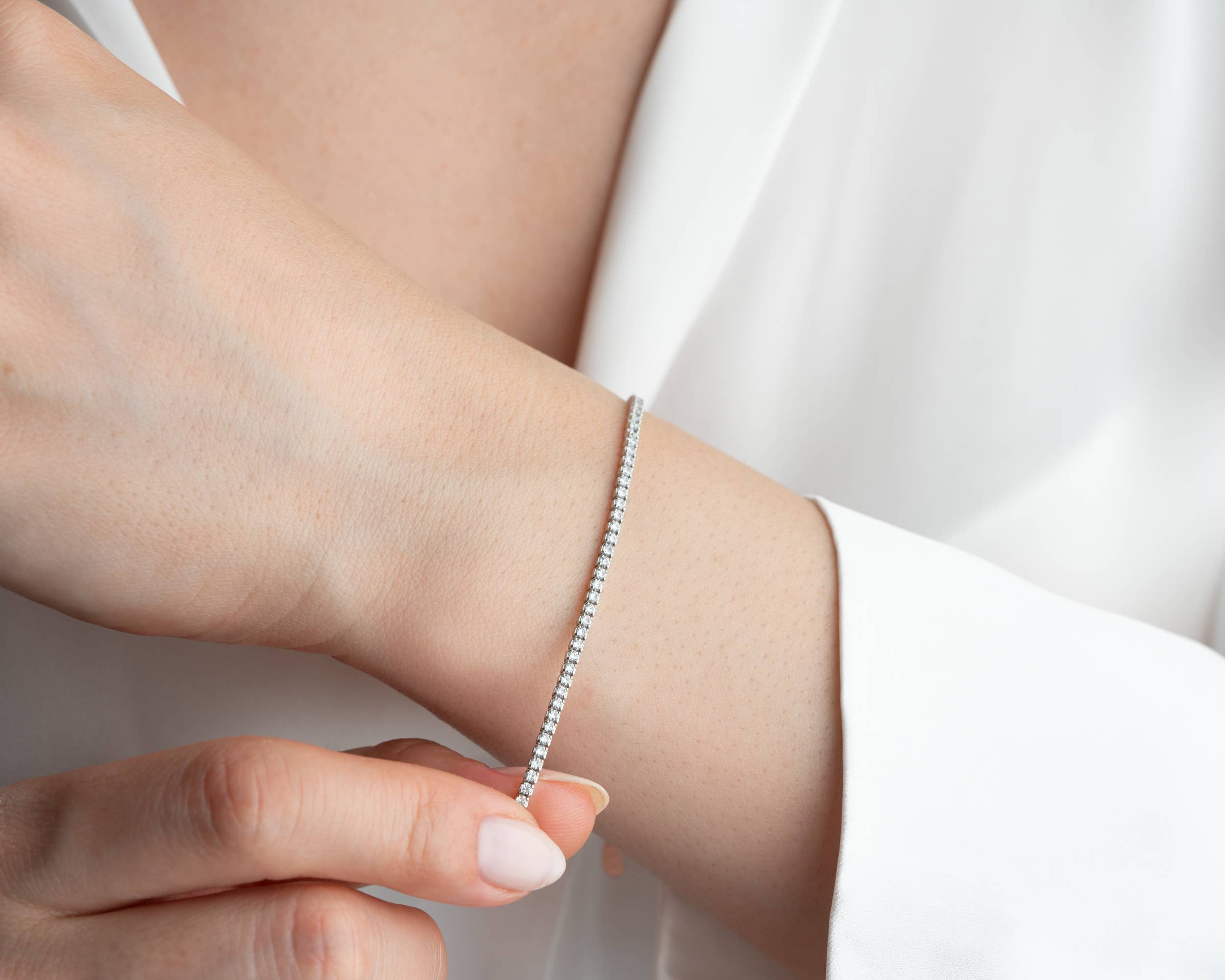 JoyPersonalized - Wholesale Tennis Bracelet - Dainty Tennis Bracelet, Diamond Cubic Zirconia Bracelet 4