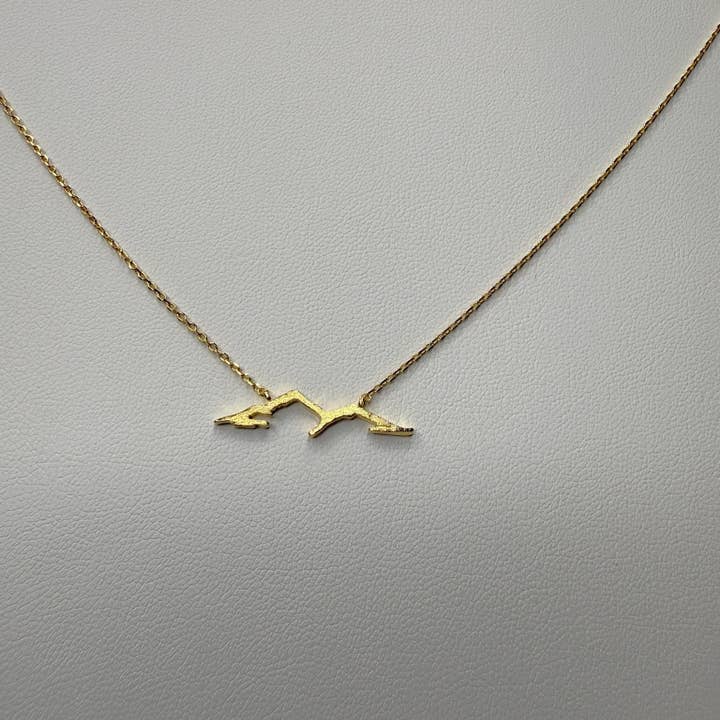 Gold Mountain Outline Necklace for wholesale by Viv&Lou