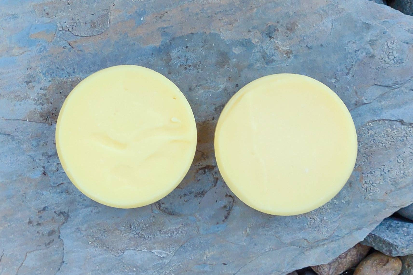 Rough Cut Soap and Sundries - Wholesale Shampoo Puck/Solid Shampoo - Lemongrass, Lavender + Orange Shampoo Bar1