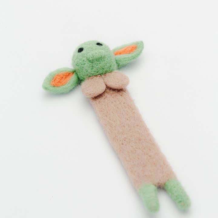 Marcador de Yoda Verde, Fieltro Aguja, Hecho a Mano, 100% Lana para venta al por mayor de Everest Pet Supply & Gifts