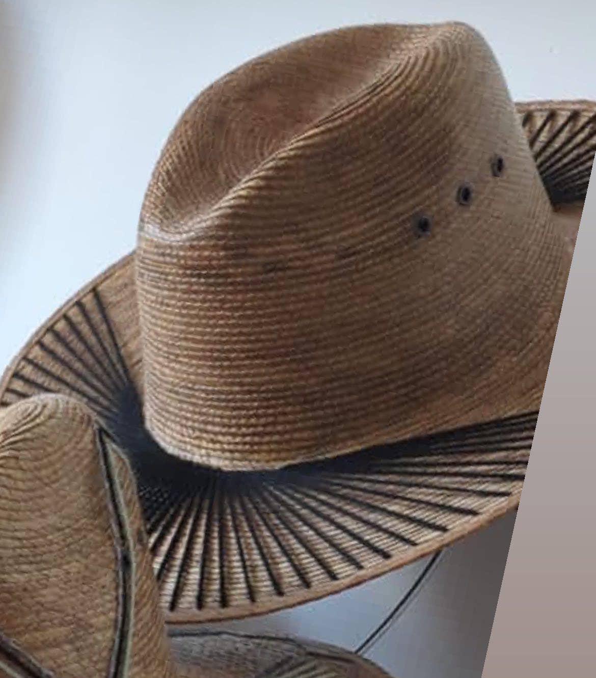 The Faria - Wholesale Straw Hat - Women's - Straw hat with embroidered decoration1