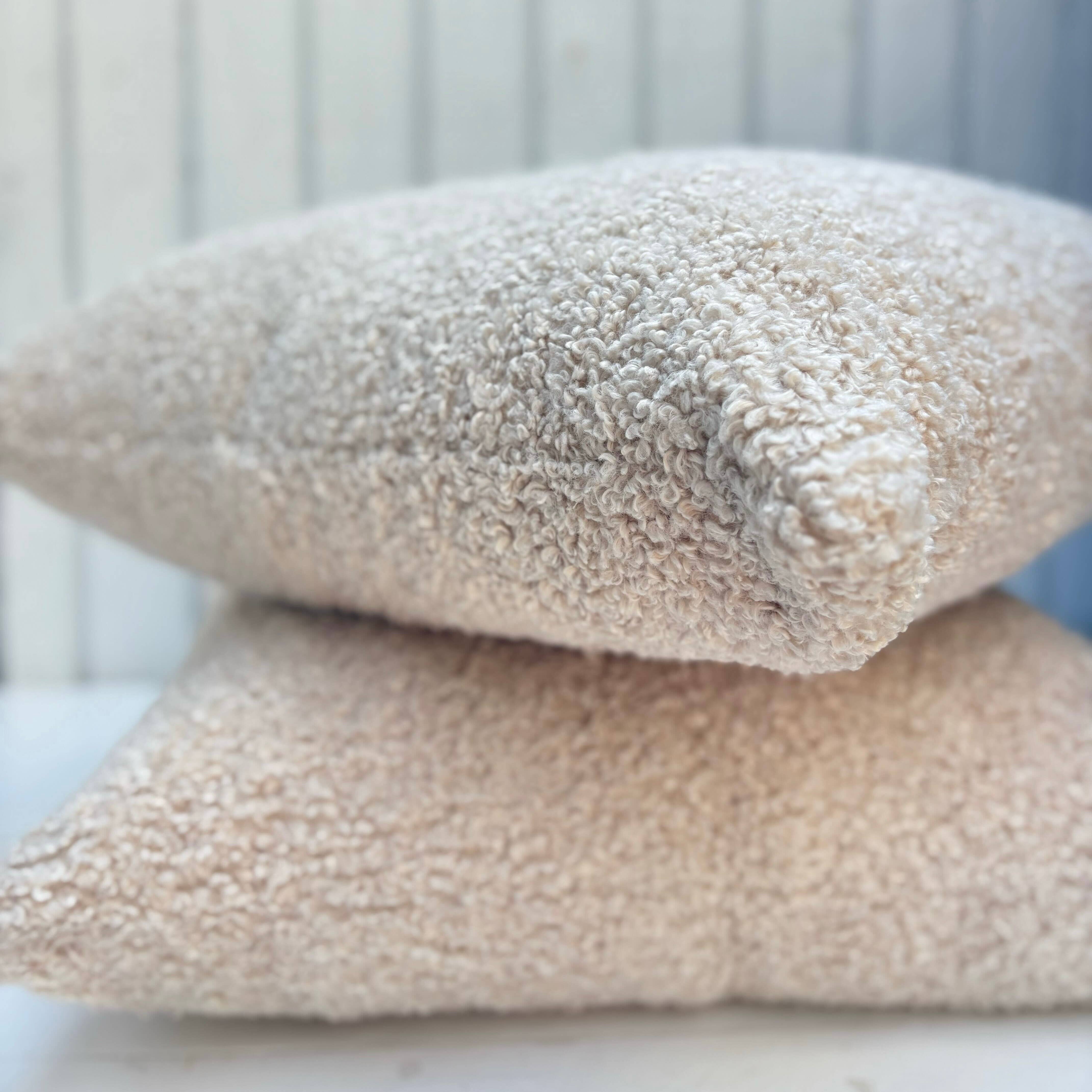 Tumbleweed & Dandelion - Wholesale Throw/Decorative Pillow - The Doux Boucle Pillow1