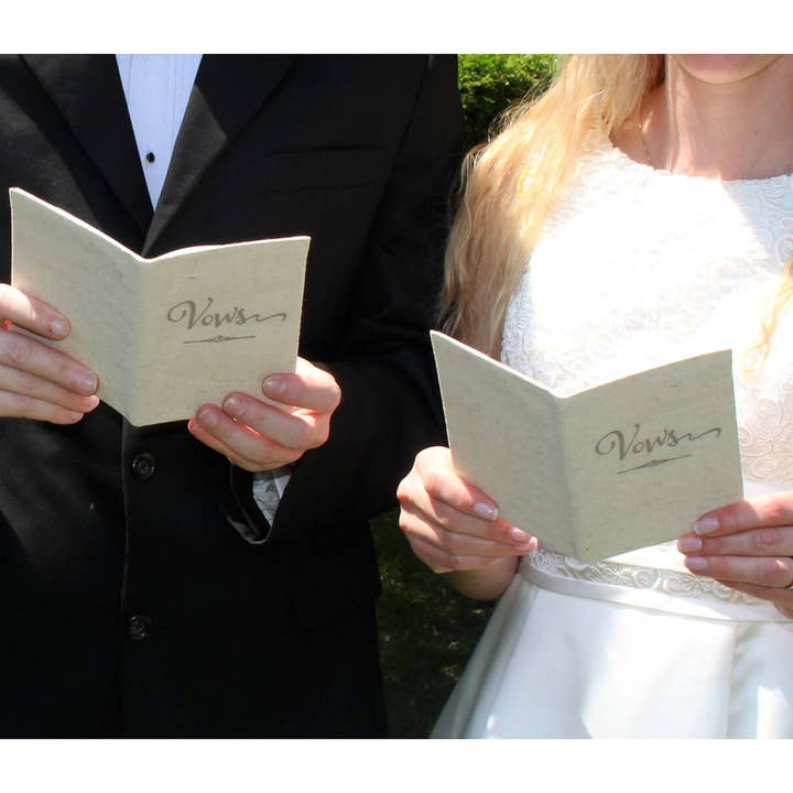 Lillian Rose – wholesale Wedding – Set of 2 Tan Vows Books3