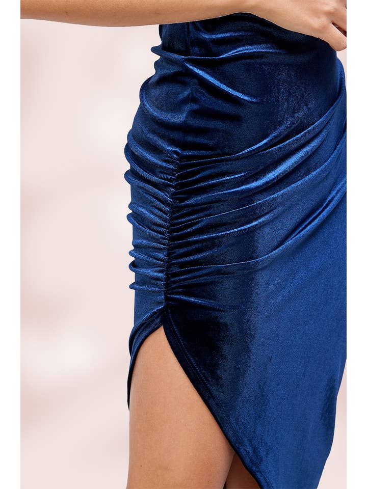 MILEY + MOLLY - Wholesale Dress - Women's - Velvet Spaghetti Strap V-Neck Midi dress7