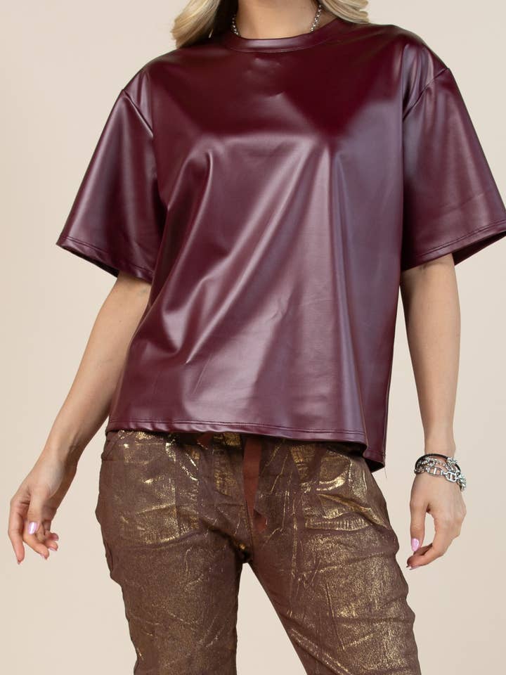 T1622-Faux-Barry T-shirt corta oversize in finta pelle per la vendita all'ingrosso da parte di Nylon Apparel
