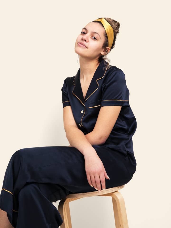 Pantaloni da salotto Dani nelle notti blu per la vendita all'ingrosso da parte di Ad Astra the Label