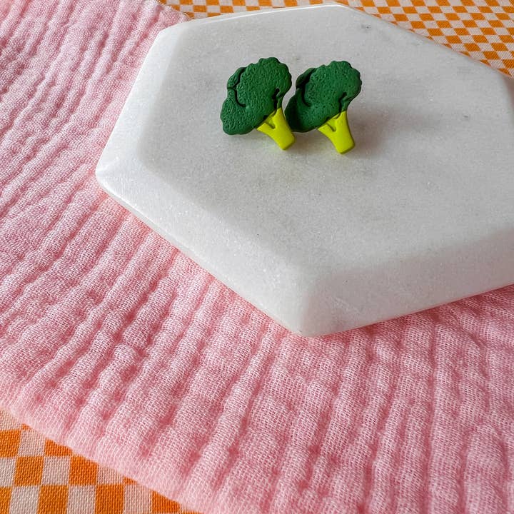 Larry’s Waffle Shop - Venta al por mayor Pendientes de botón/aretes de poste - Veggie Studs | Pendientes de arcilla4