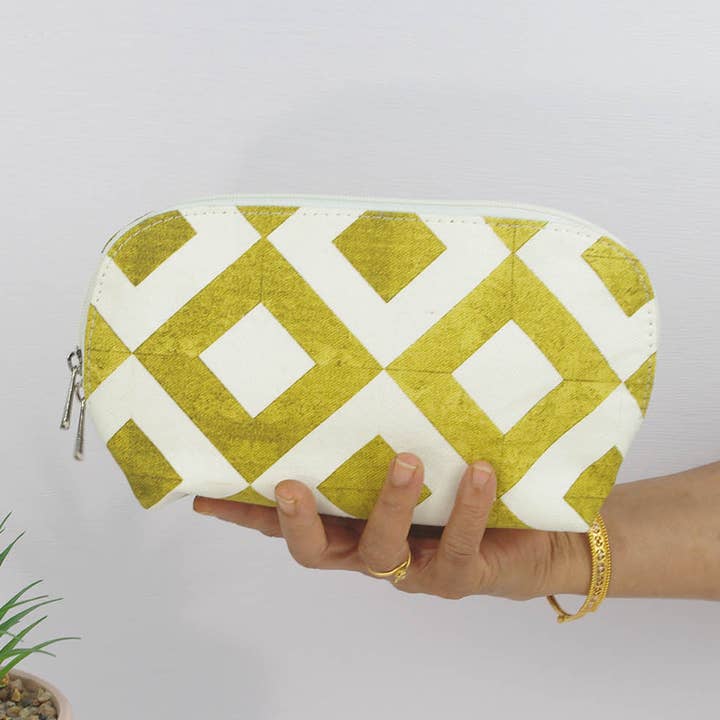 Waschbeutel/Schminkbeutel aus Segeltuch — Gold Diamond für den Großhandel von Kantha Decor
