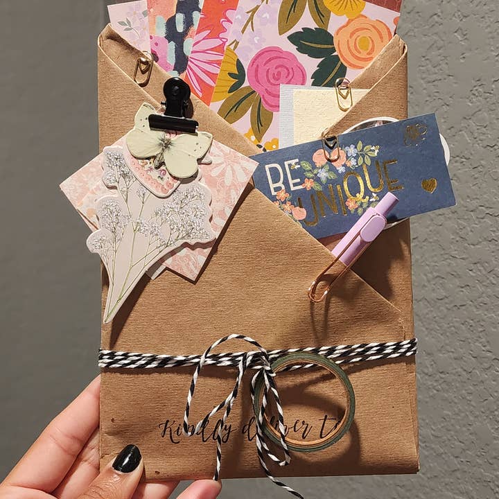 Junk Journal Mama - Wholesale DIY Craft Kit - Junk Journal Kit - Starter/Blind2