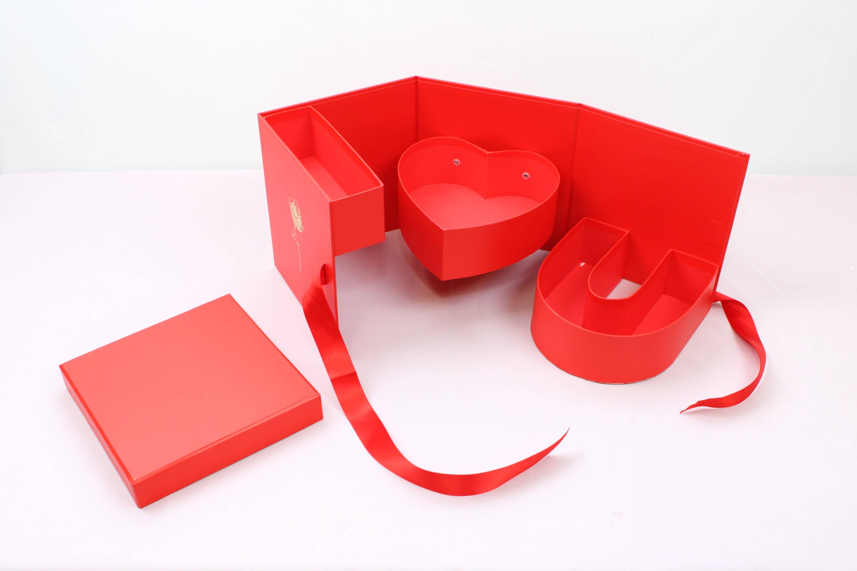 Elegant Design Supply - Venta al por mayor Caja de regalo - Caja de regalo con diseño de flor con monograma giratorio «I Love You»10