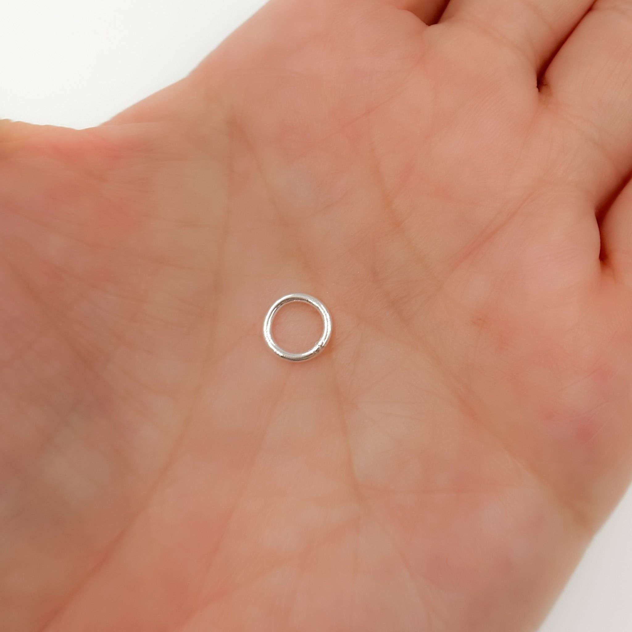 Tresor Jewelry Inc. – wholesale Band/stacked ring – 5004486C. 7MM 20.5Gauge White Sterling Silver Close Jump Ring2