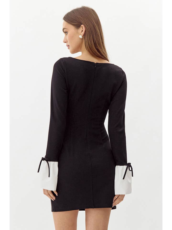 Black Vicki Contrast Cuff Mini Dress for wholesale on Faire