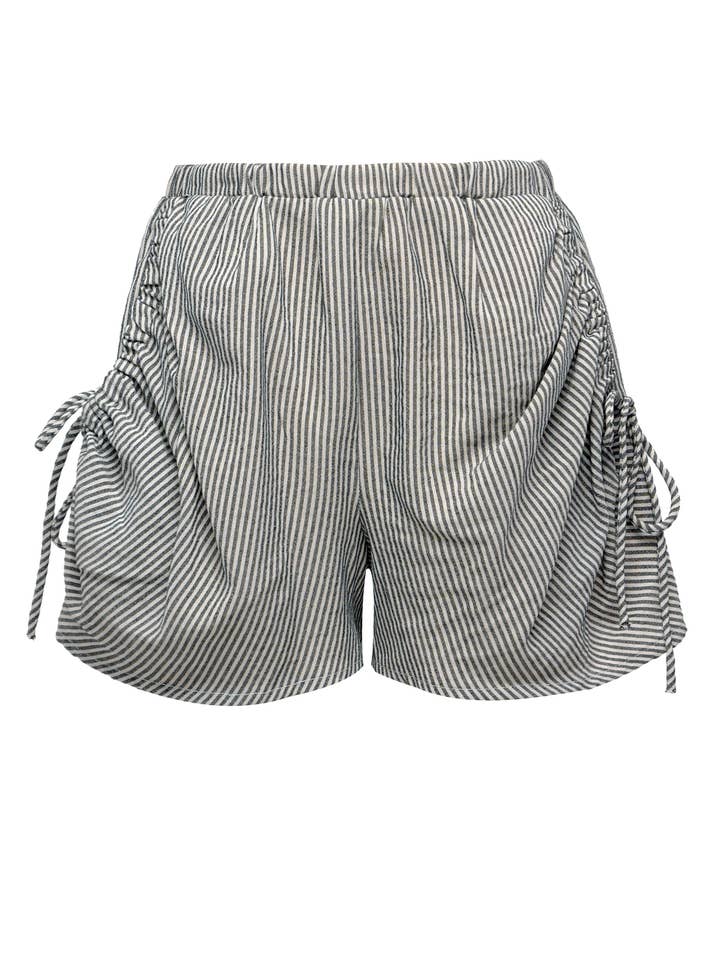 Short tissé rayé avec poches froncées pour la vente par Hannah Banana , Baby Sara