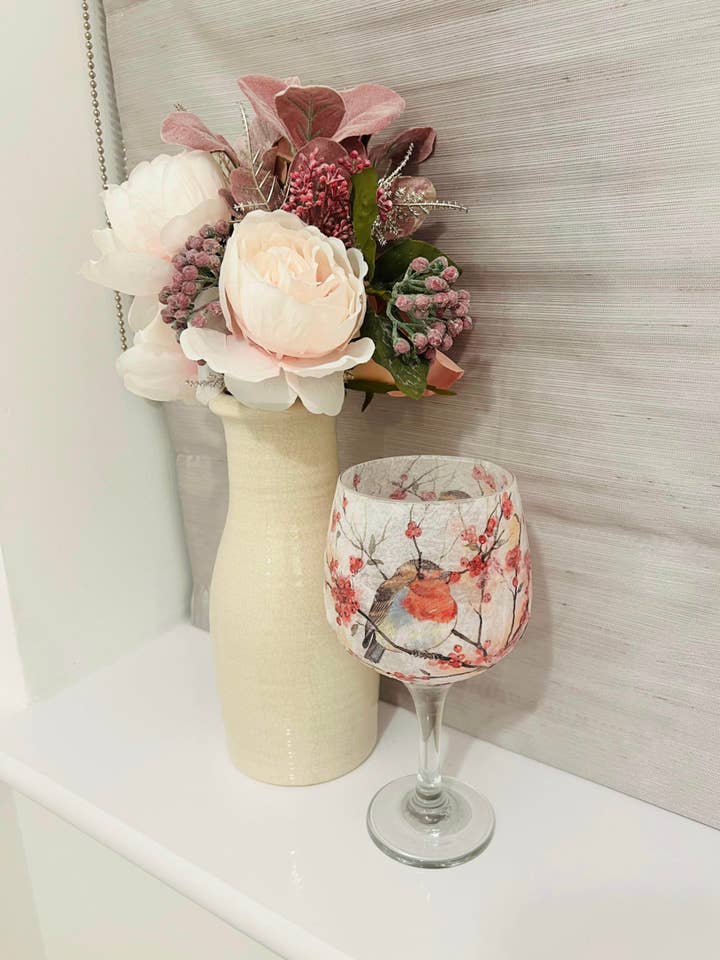 Handmade gin glass for wholesale by Cooksons Crafts