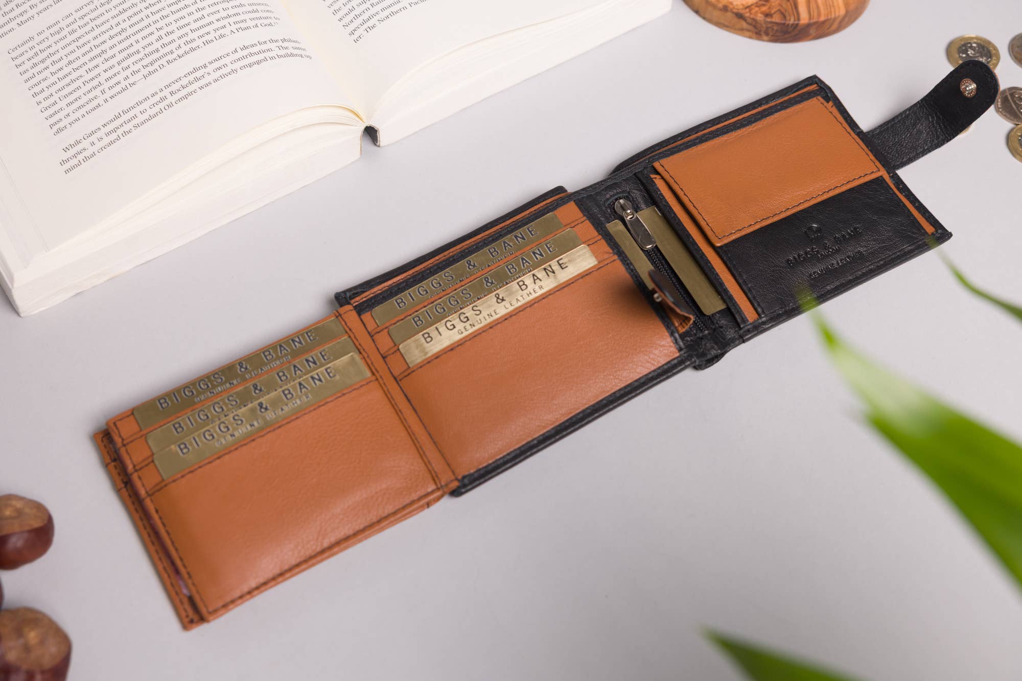 Redbrick – wholesale Wallet - Men’s – Biggs & Bane Large Capacity Men's Bifold Black & Tan Leather Wallet5