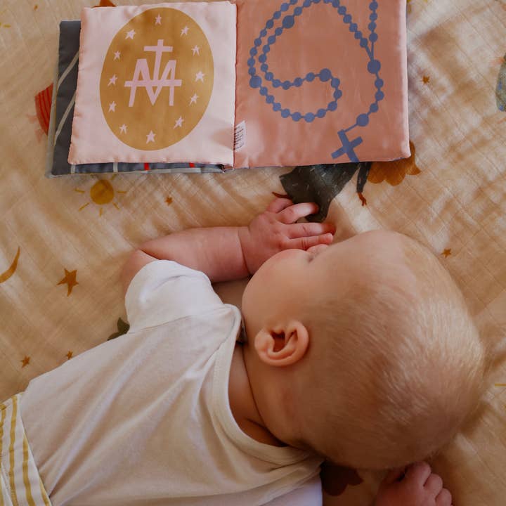 Be A Heart - Wholesale Baby & Toddler Book (0-2) - Baby's First Devotional Crinkle Book12