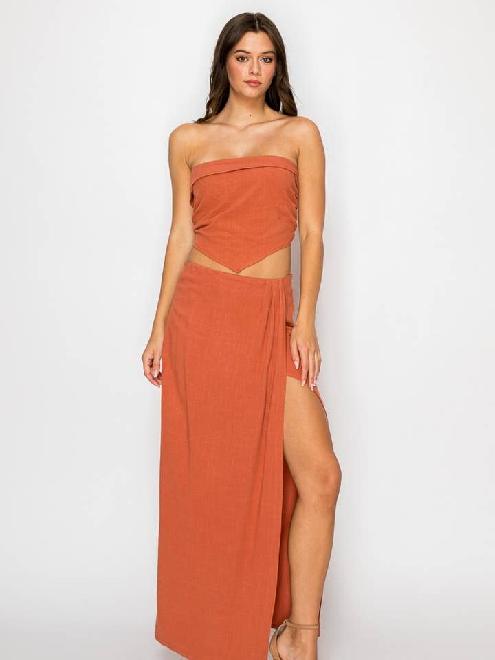 RUST TT6721 LINEN BLEND FOLDED TUBE TOP WITH BACK SMOCKING for wholesale on Faire