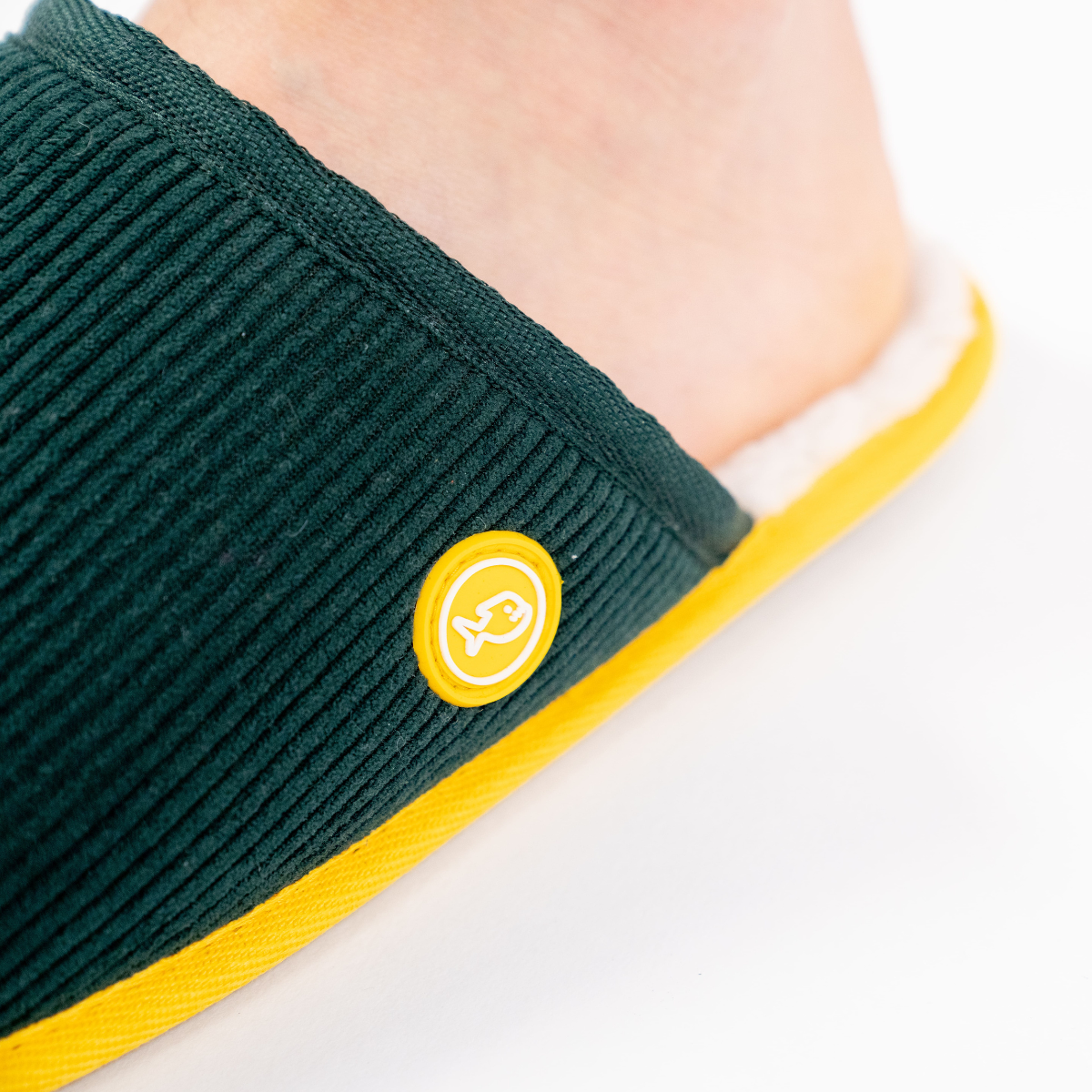 BILLYBELT - Wholesale Slippers - Unisex - Green corduroy slippers3