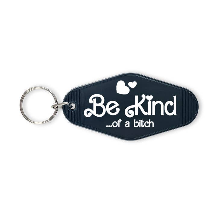 Vær venlig...en slags kælling - Barbie - Motel Nøglering for engroshandel hos Pretty Rude Things