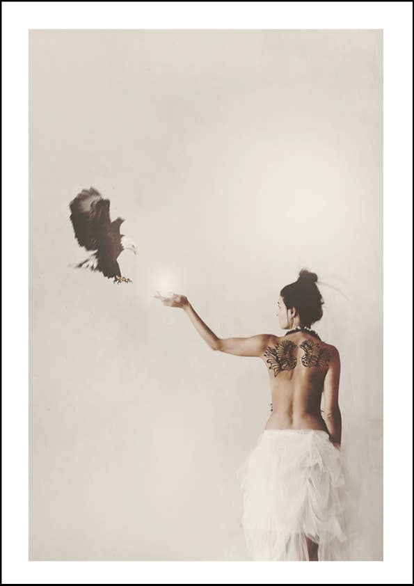 TOVE FRANK - Wholesale Art Print - HAWK GIRL - Art print - 21x30 cm0