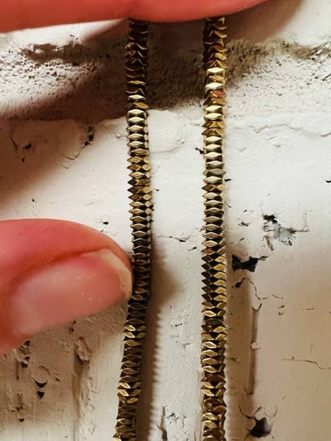 Sonya Renee Jewelry - Wholesale Kralen/parelketting - Tucker bronzen gouden vierkante ketting met koperen kralen0