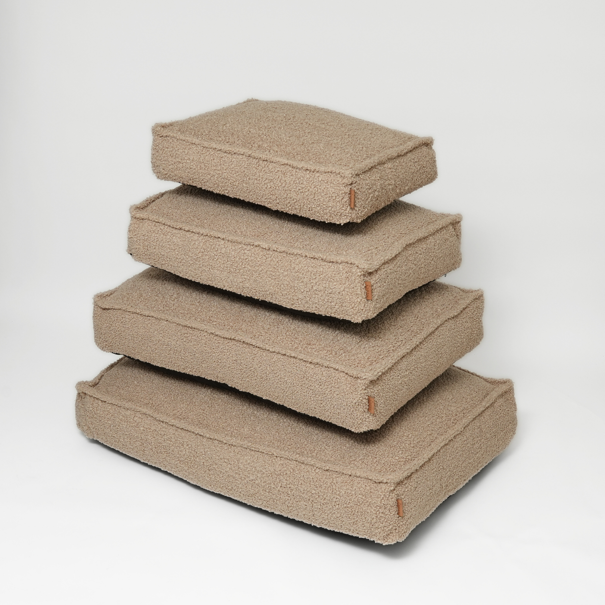 Staey - Wholesale Pet Bed - Dog - Noor Dog Cushion | Sand Curly1