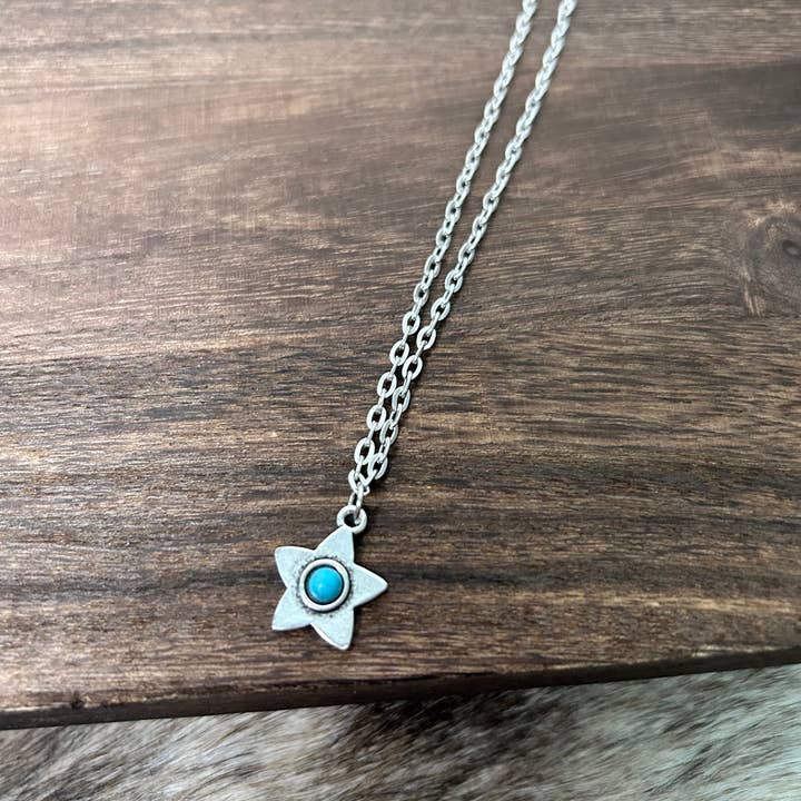 Delanie Nicole - Wholesale Pendant/Charm Necklace - Turquoise Star Necklace