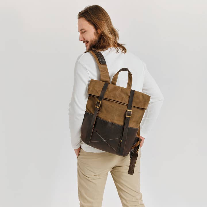 apocope.paris - Venta al por mayor Mochila - Hombre - NES - Mochila de piel auténtica y lona revestida - Camel