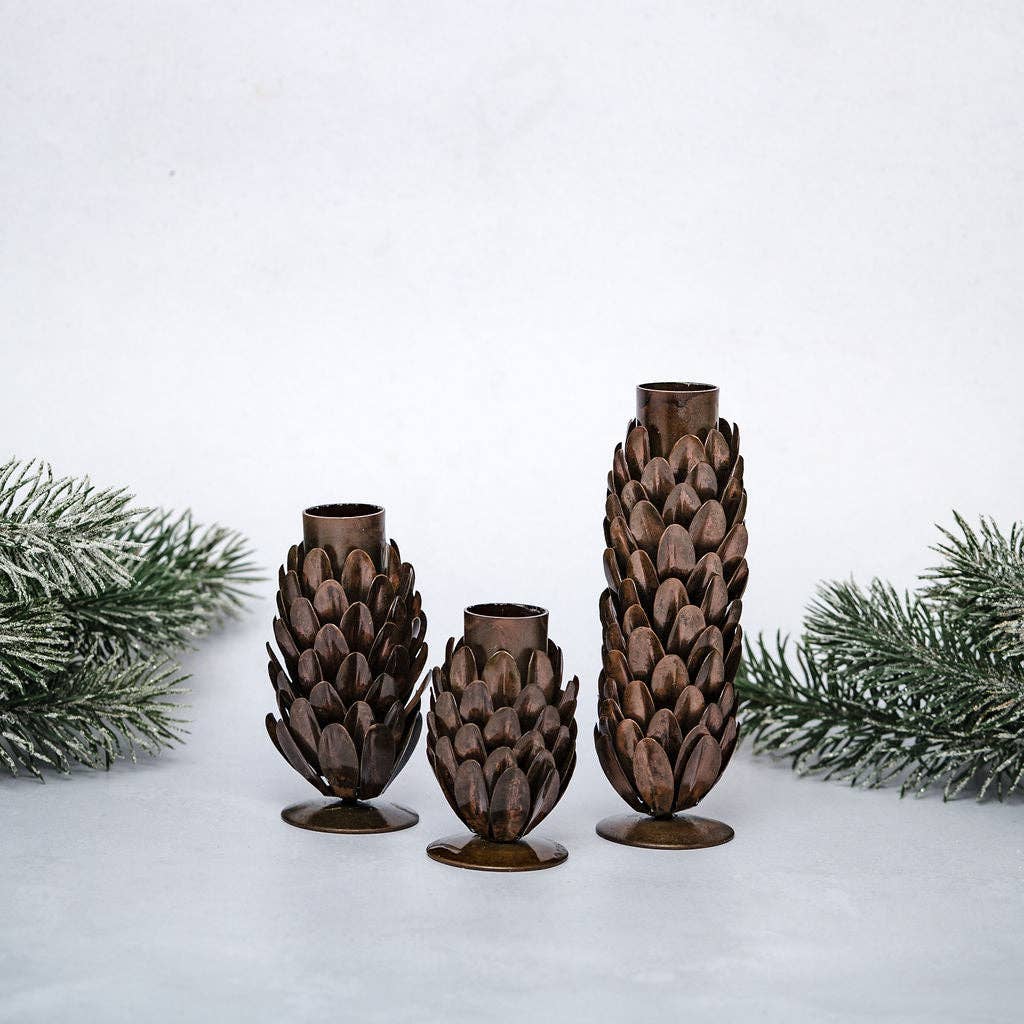 Bollywood Christmas – wholesale Ljushållare – Strobilus ljusstake i ormbunksform8