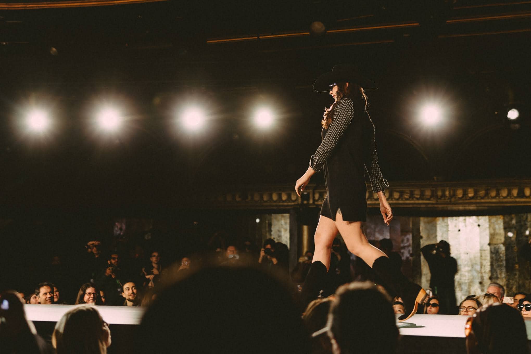 Rodeo Hippie - Wholesale Button Down Shirt - Women's - MOD WESTERN BUTTON BLOUSE (Pre-pack 2/2/2/1)7