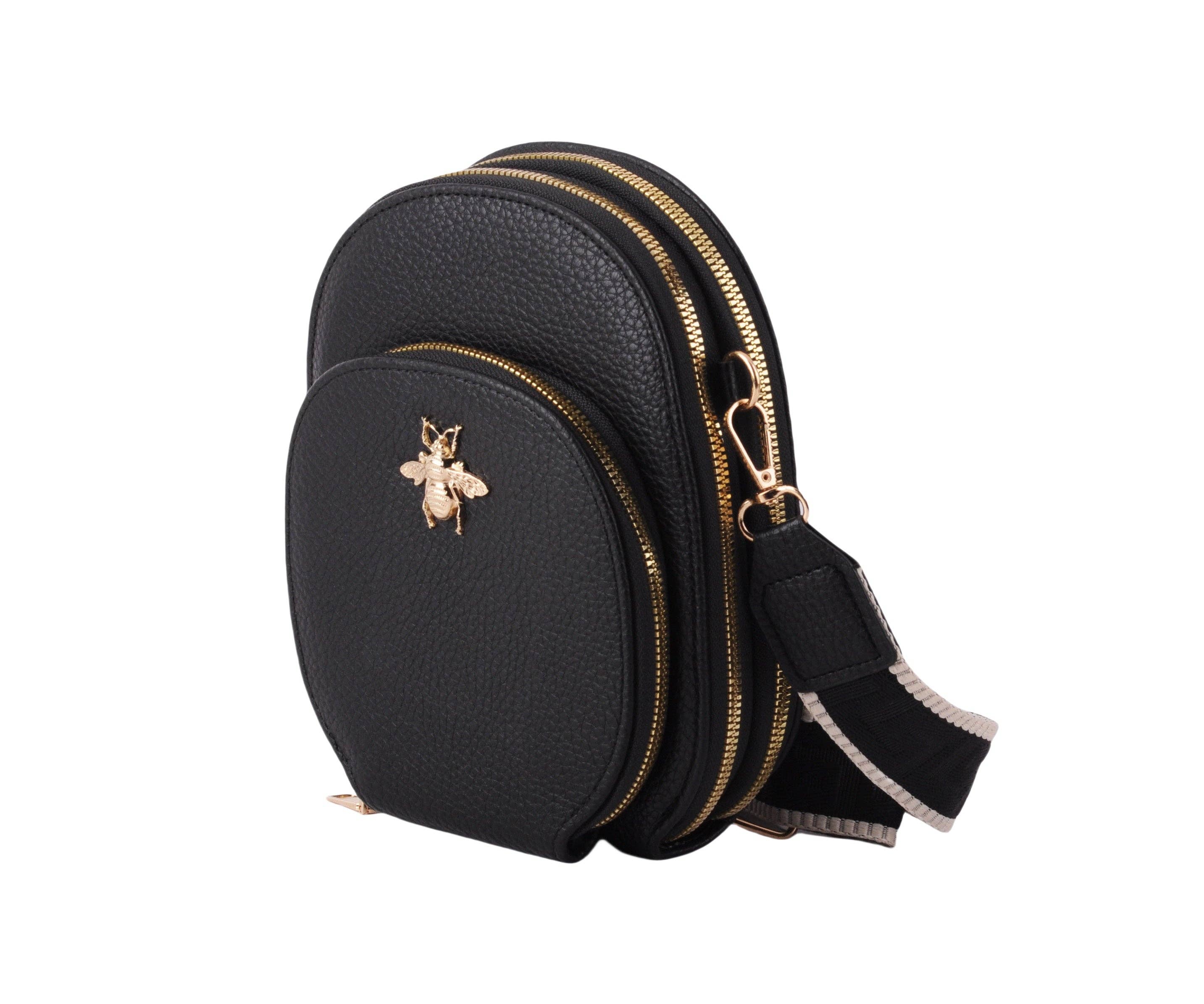 Most Wanted USA – Großhandel Umhängetasche - Damen – Umhängetasche mit Bienen-Beschlägen und Webriemen1