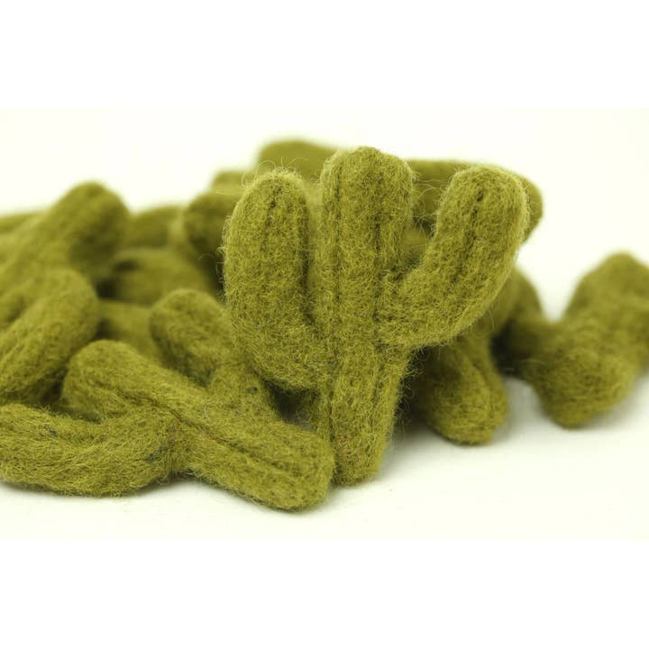 The Felt Pod - Wholesale Decorative Tabletop Object - Felt Succulent and Cactus 3