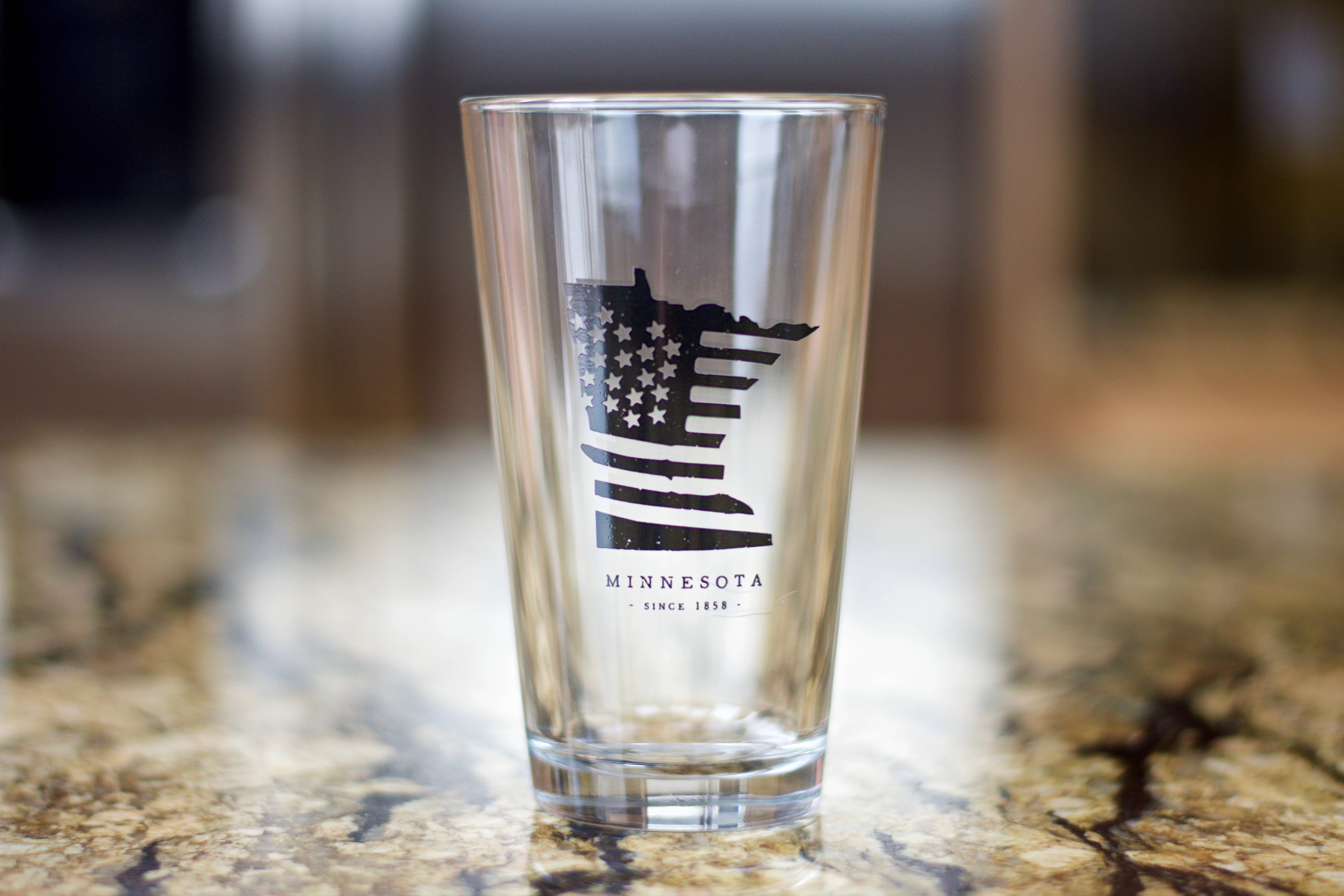 Northern Goods - Wholesale Beer Glass/Mug - American Road Trip: Minnesota Pint Glass2