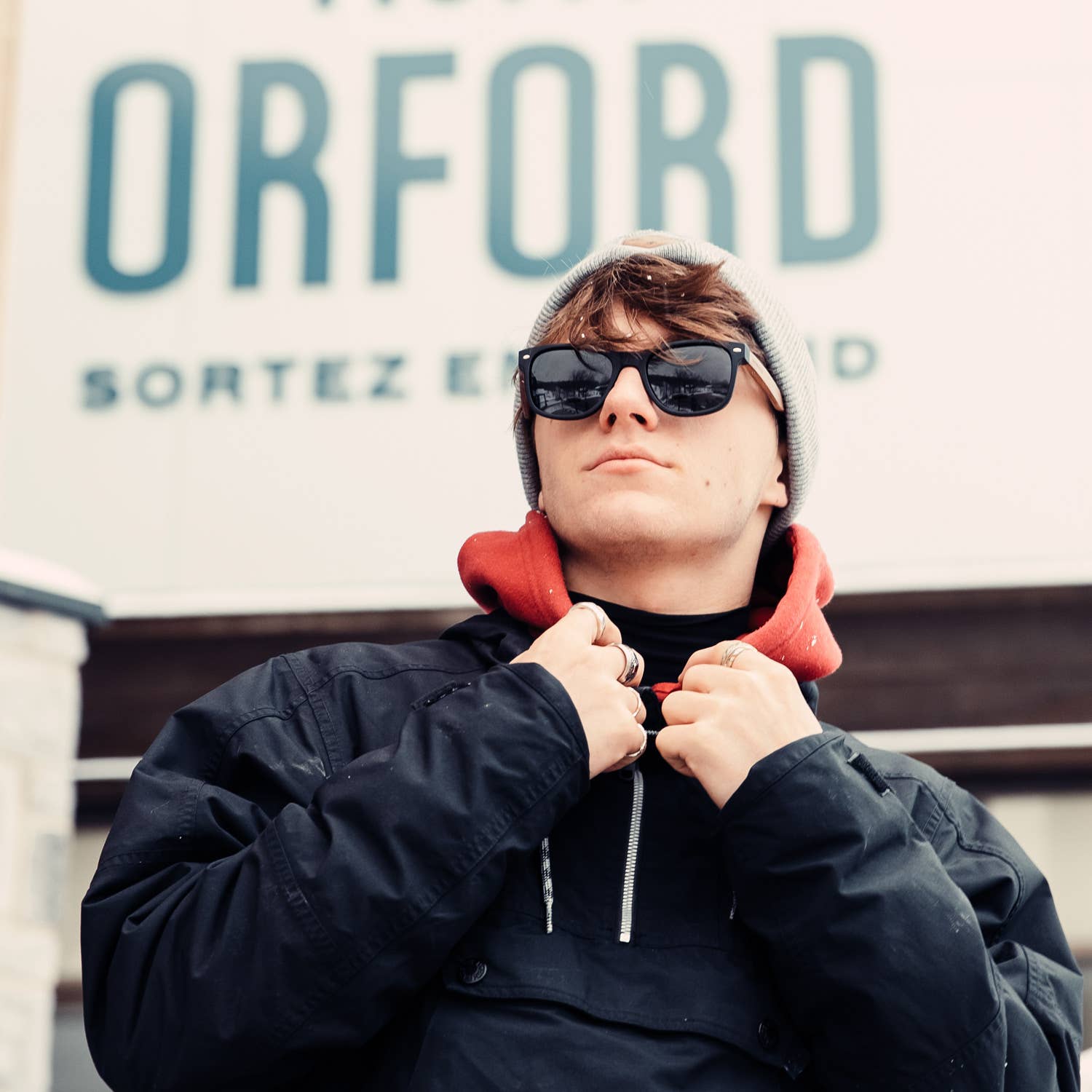 GOWOOD - Wholesale Sunglasses - Unisex - Walnut Wood Sunglasses with Black Polarized Lenses12