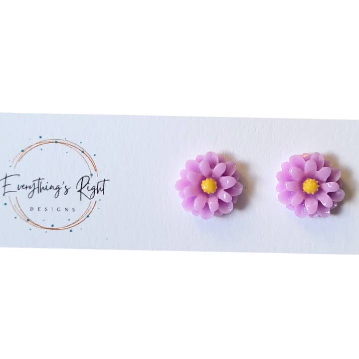 Boucles d'oreilles à tige en forme de fleur violette, boucles d'oreilles pour pour la vente par Everything's Right Designs