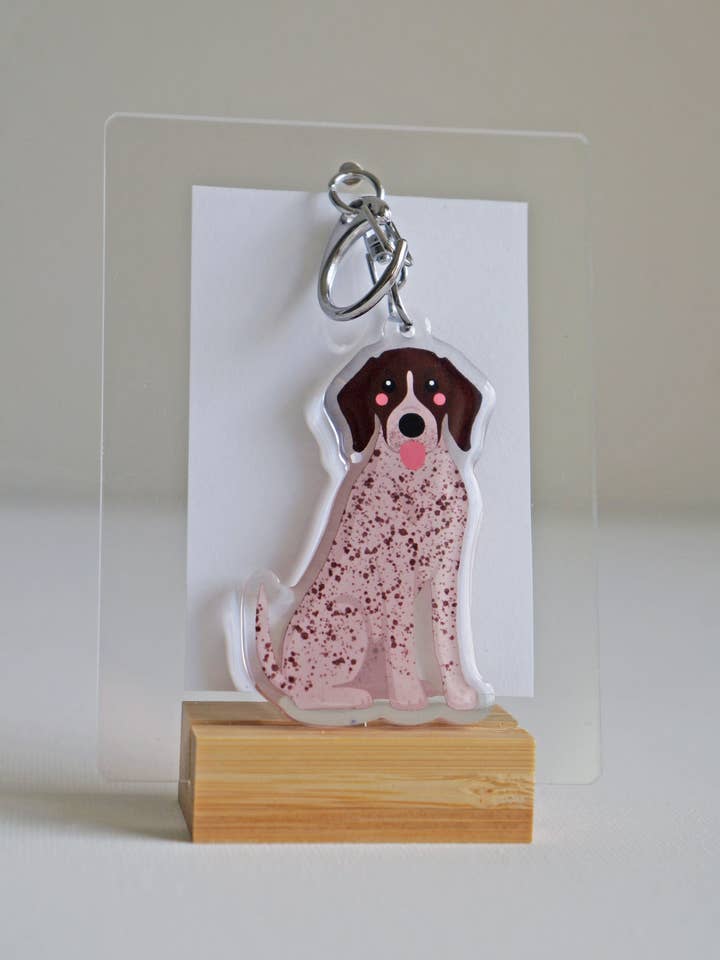 Porte-clés en époxy Braque allemand à poil court pour la vente par kiwi & WILLOW