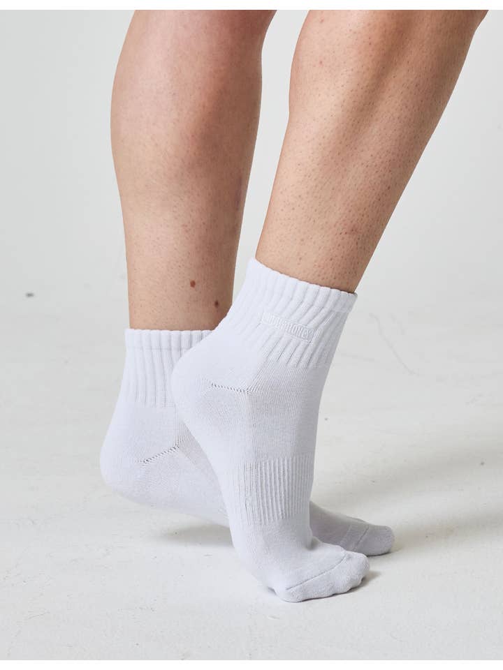 LUCKY HONEY - Wholesale Socks - Unisex - Everyday Cropped Crew White - Unisex