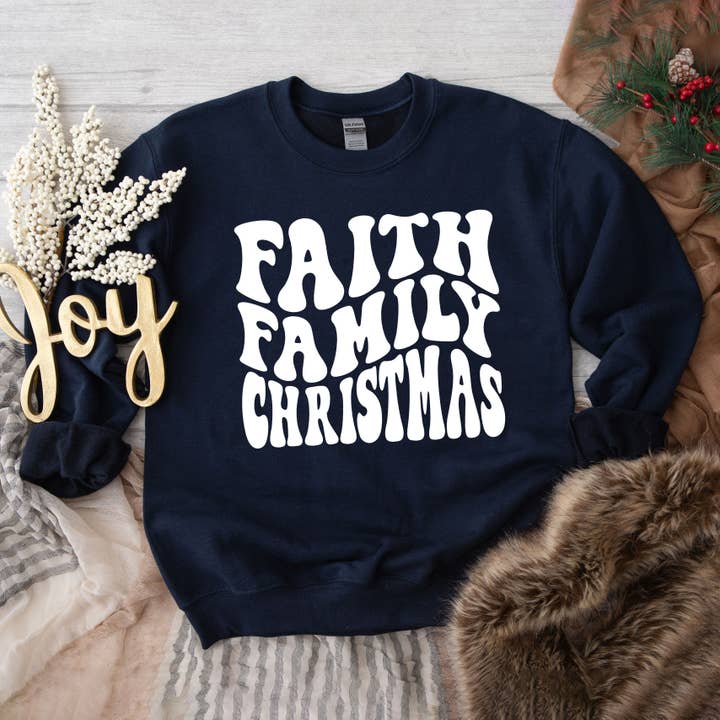Faith Family Christmas Wavy | Sweatshirt pour la vente par Olive And Ivory Wholesale