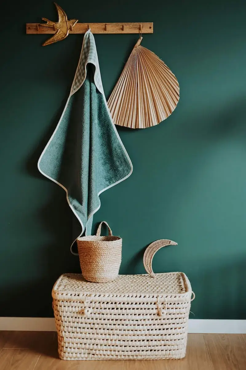 Manufacture des bébés français – Engroshandel Håndklæde med hætte - Børn og baby – Vichy vert de gris badekåbe til baby2