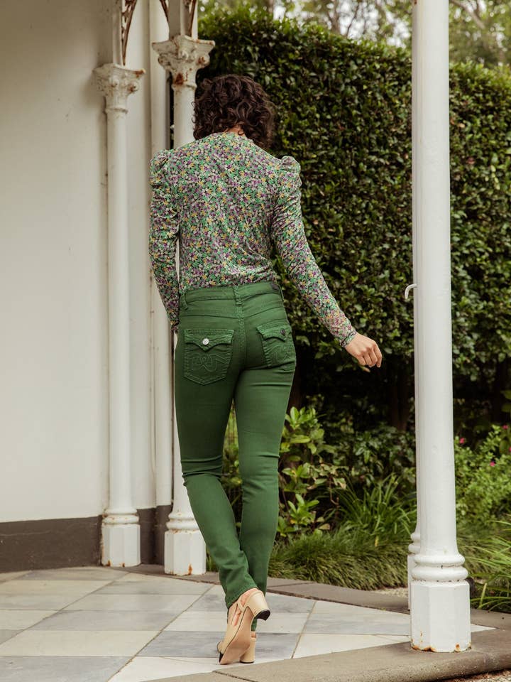 Chelsea Eden for wholesale on Faire6