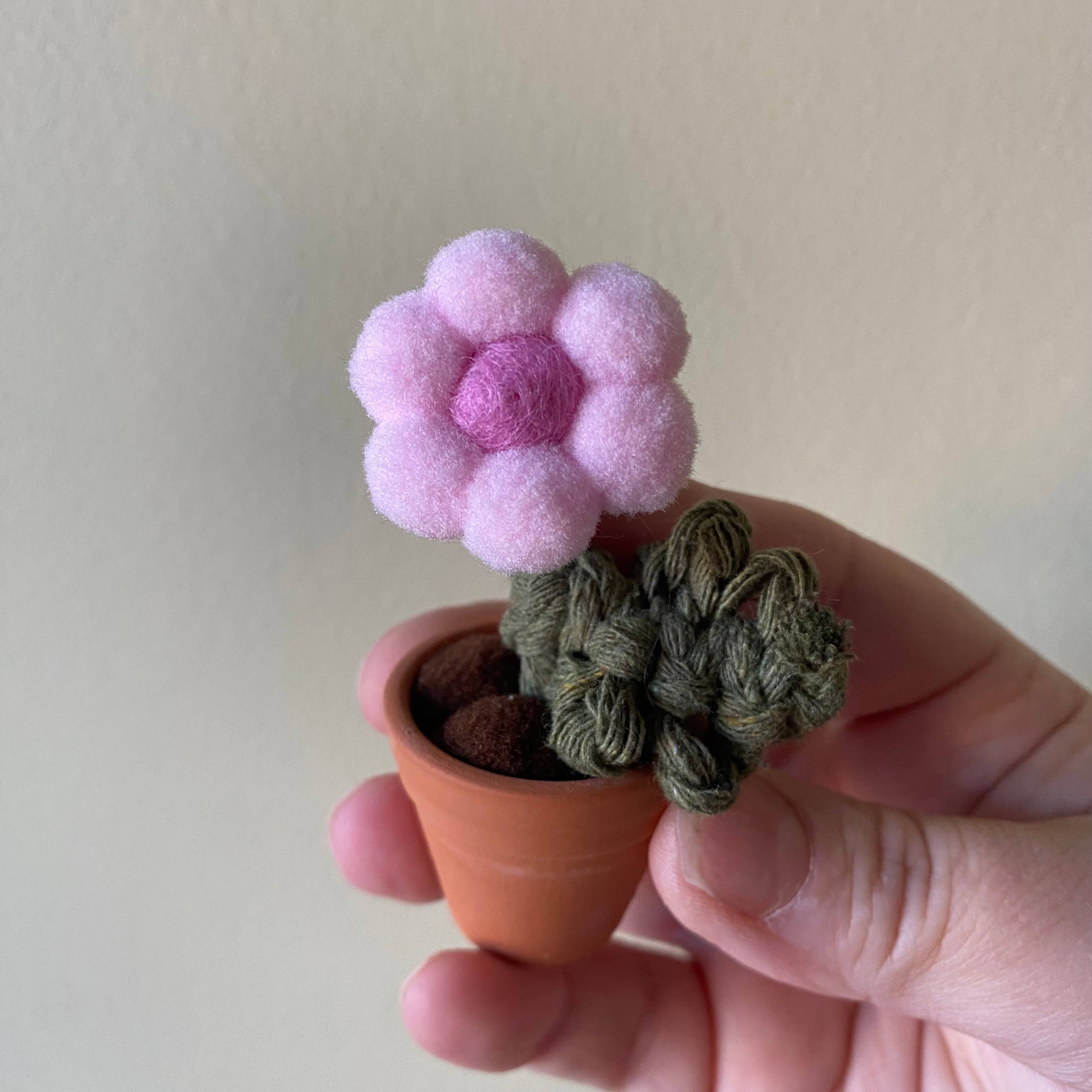 ForgetBKnot - Wholesale Artificial Flowers - Pompom, Felt & Macrame Forever Fibre Flower - Mini0